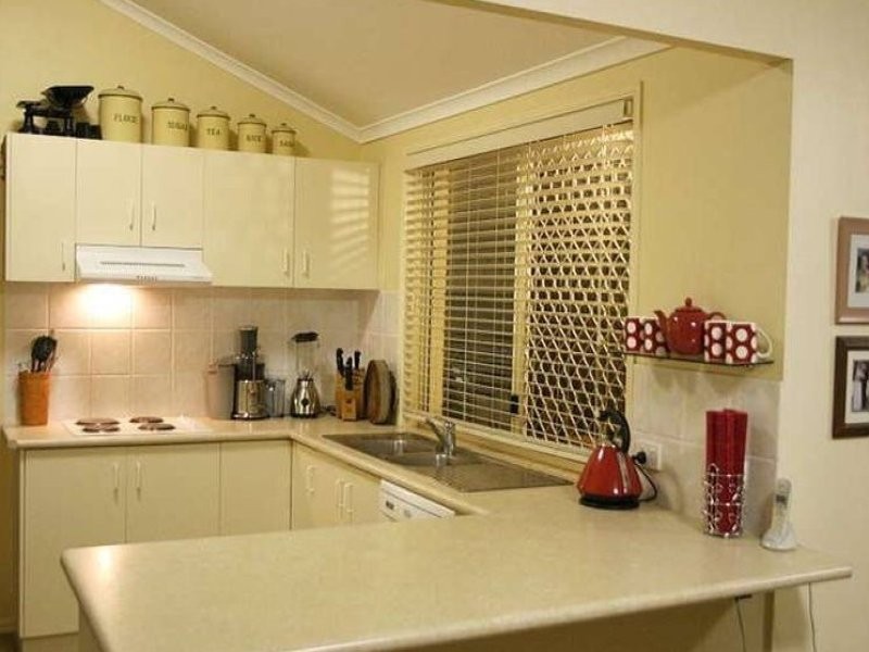 8a Church Road, Bellbowrie QLD 4070