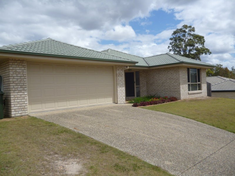 44 Lagoon Crescent, Bellbowrie QLD 4070