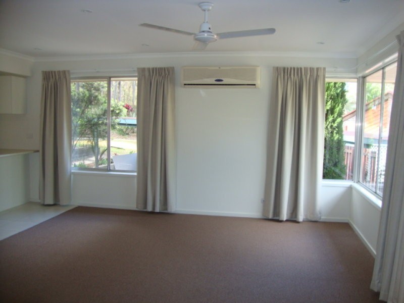 16 Conebush Crescent, Bellbowrie QLD 4070