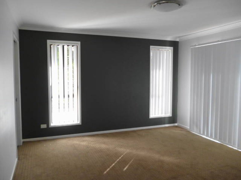 27 Courtney Place, Moggill QLD 4070