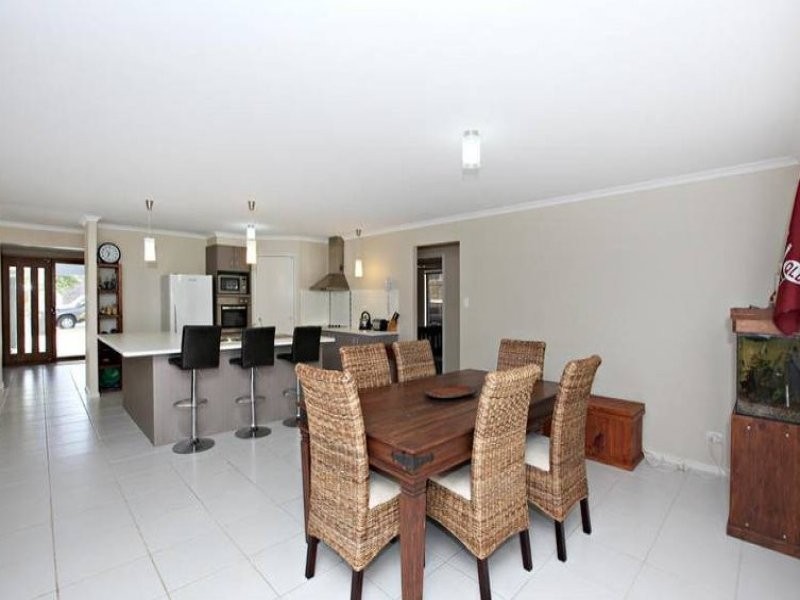 40 Everwood Street, Moggill QLD 4070