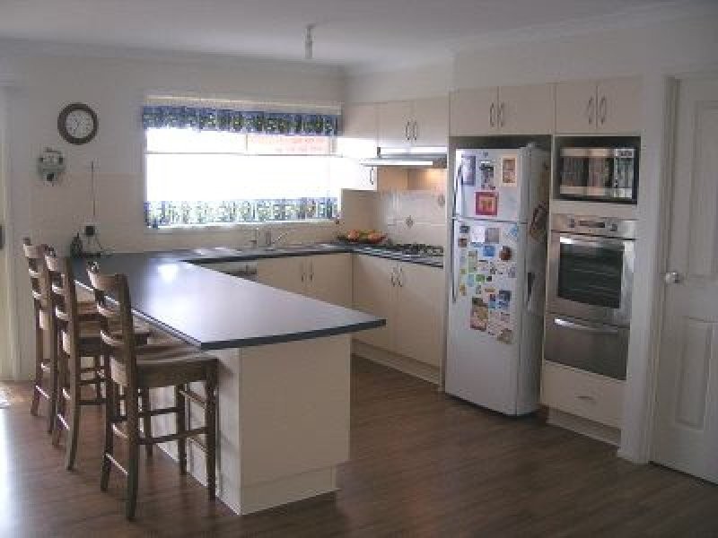 81 Isa Road, Worrigee NSW 2540