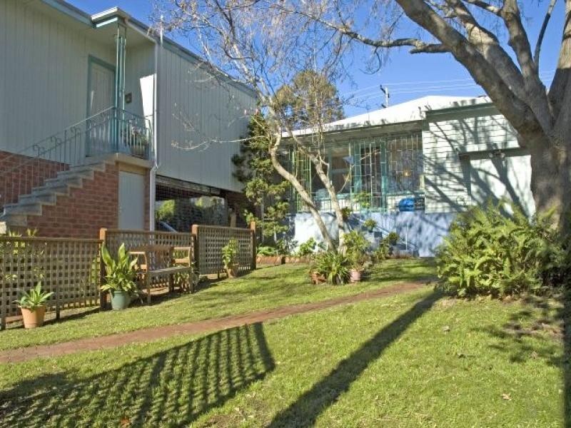 13 Worrigee Street, Nowra NSW 2541