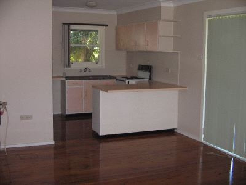 28 Tarawal Street, Bomaderry NSW 2541