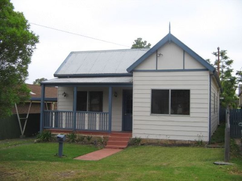 42 Douglas Street, Nowra NSW 2541