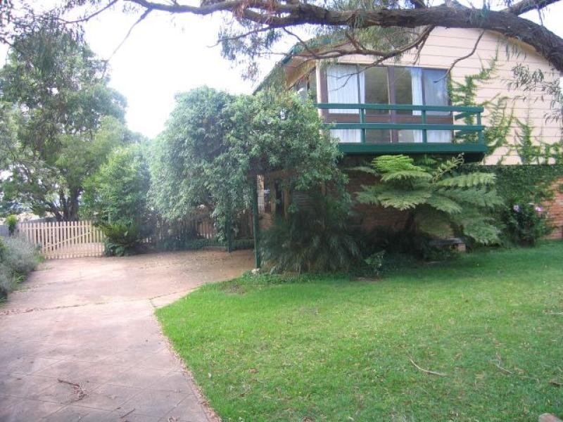 9 Bailey Avenue, Greenwell Point NSW 2540