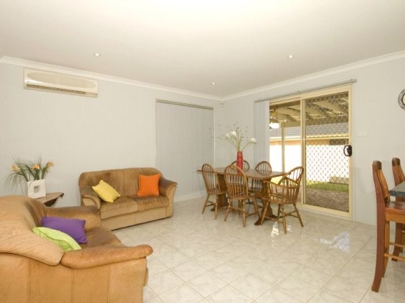 51 Gardenia Crescent, Bomaderry NSW 2541