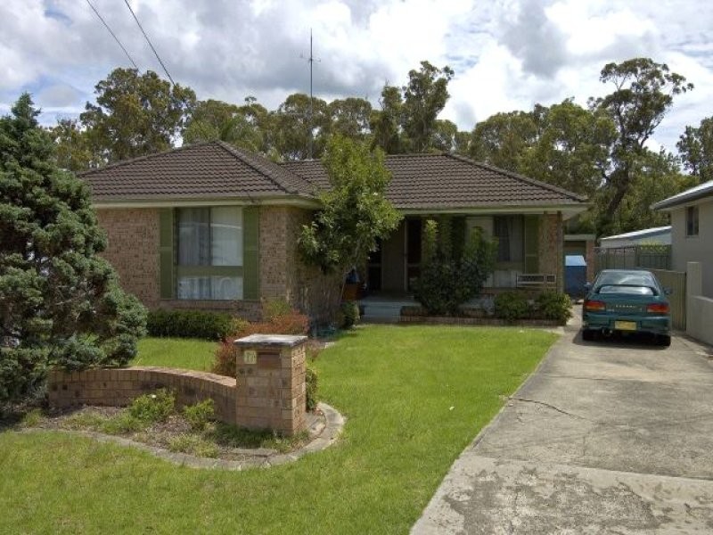 17 Lovegrove Street, Shoalhaven Heads NSW 2535