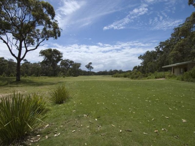 17 Lovegrove Street, Shoalhaven Heads NSW 2535