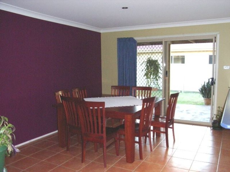 24 Lightwood Drive, West Nowra NSW 2541