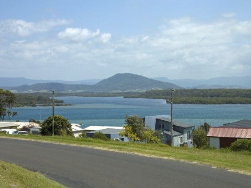 82 Orama Crescent, Orient Point NSW 2540
