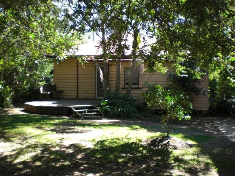 72 Main Road, Cambewarra NSW 2540