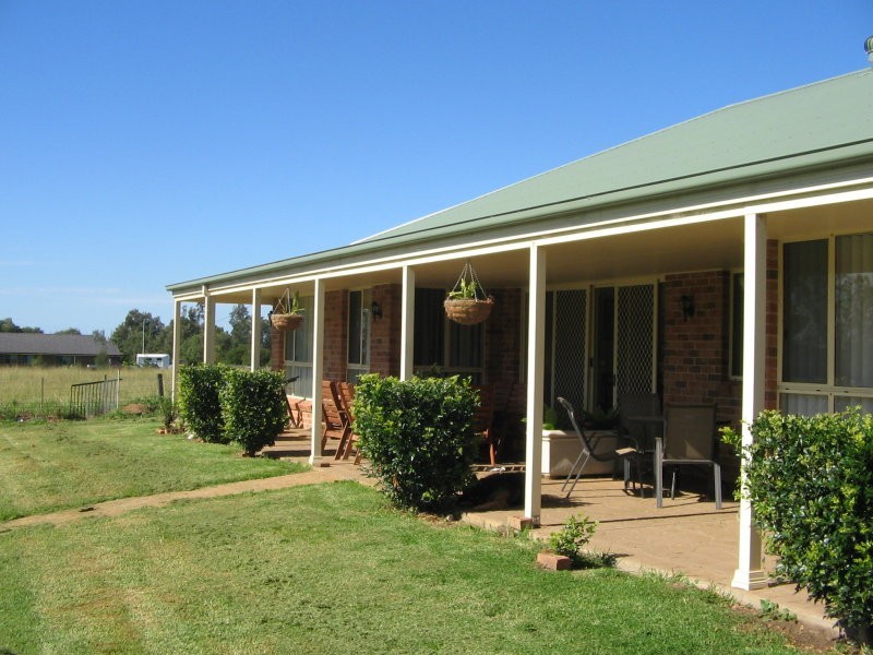 1087A Meroo Road, Meroo Meadow NSW 2540