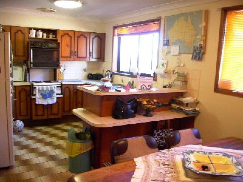 433 Princes Highway, Bomaderry NSW 2541