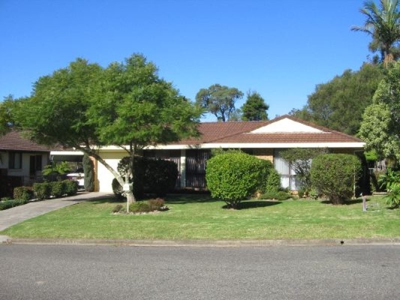 17 Monk Crescent, Bomaderry NSW 2541