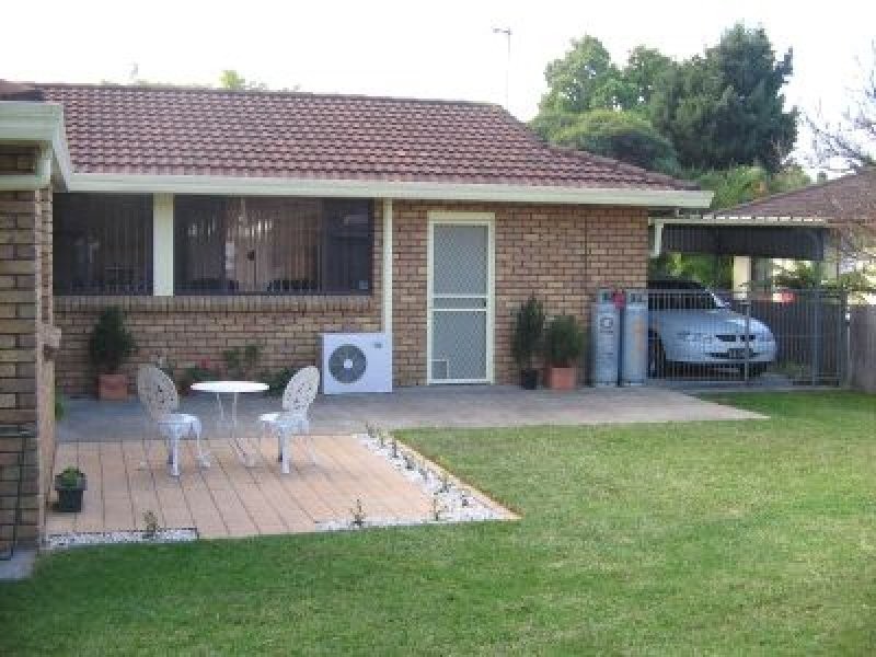 17 Monk Crescent, Bomaderry NSW 2541