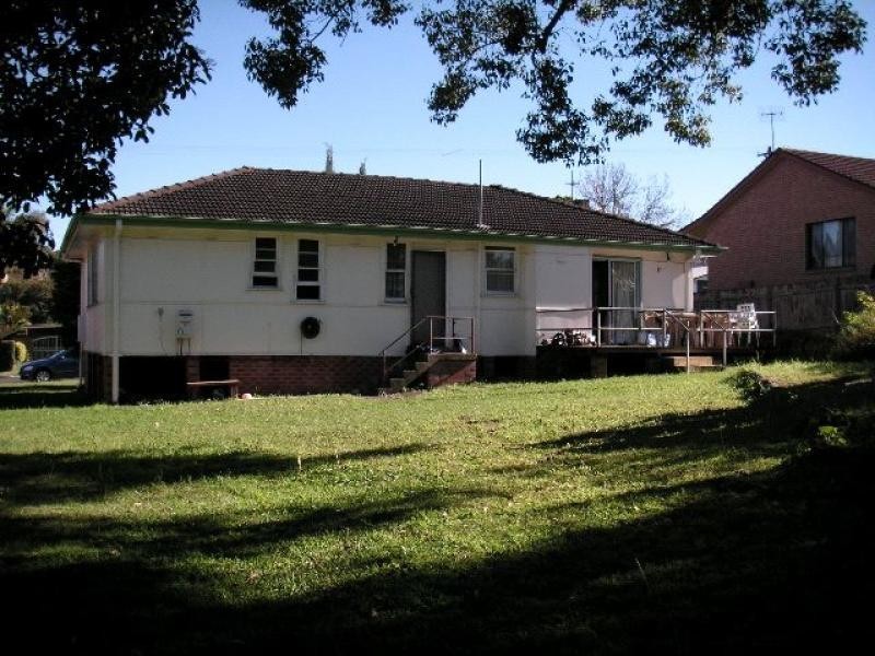 26 Dalwah Street, Bomaderry NSW 2541