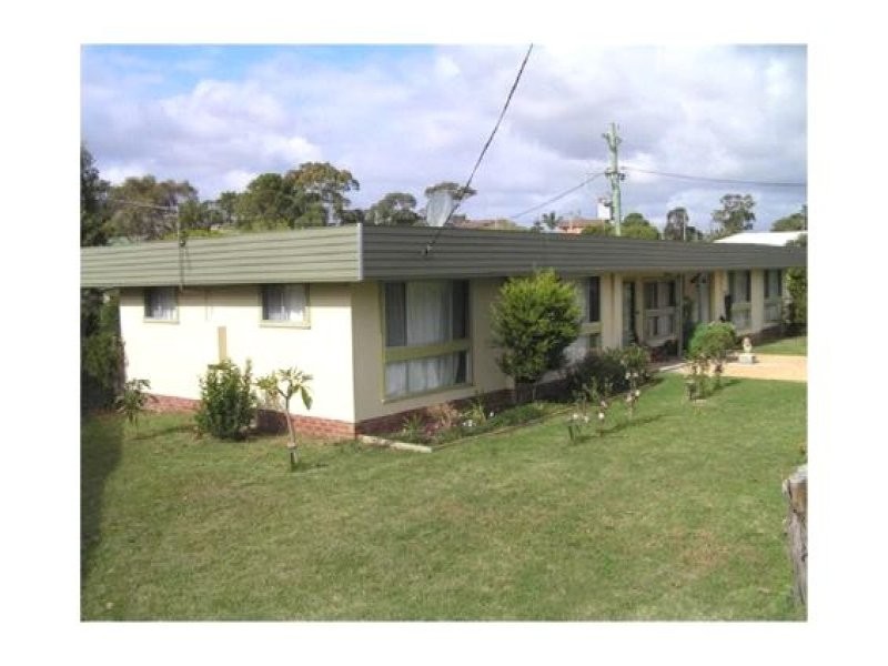 22 West Street, Greenwell Point NSW 2540