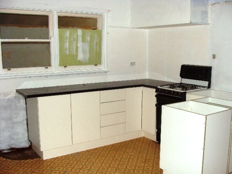 469 Princes Highway, Bomaderry NSW 2541