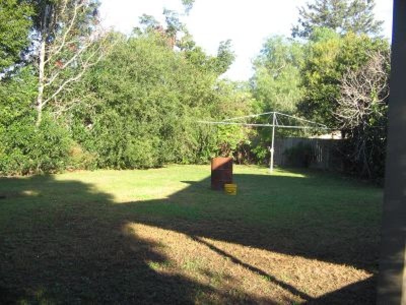 26 Lyndhurst Drive, Bomaderry NSW 2541