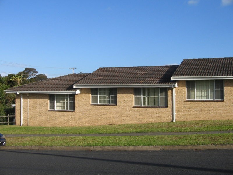 2/17 Coomea Street, Bomaderry NSW 2541