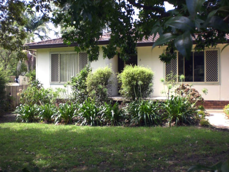 2 McDonald Avenue, Nowra NSW 2541