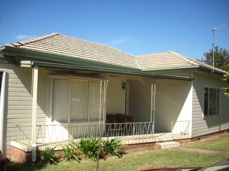 422 Princes Highway, Bomaderry NSW 2541