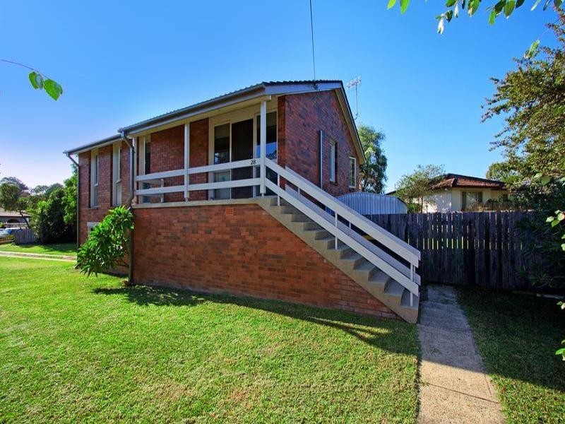 28 Albatross Road, Nowra NSW 2541