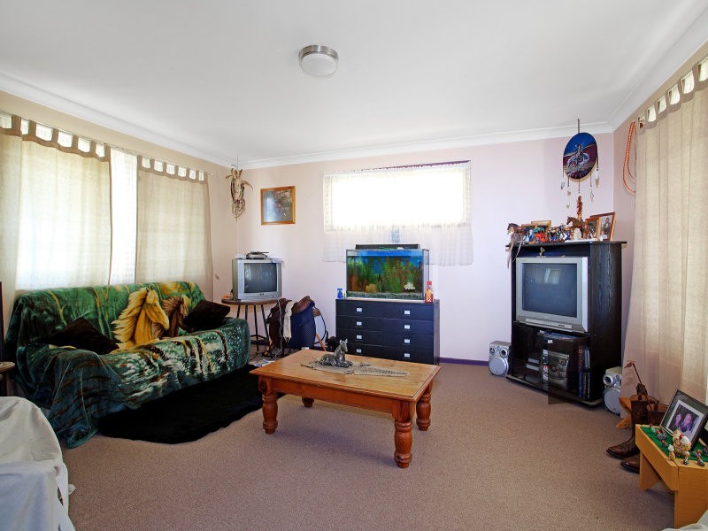 43 Coomea Street, Bomaderry NSW 2541