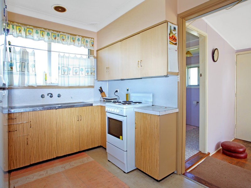 43 Coomea Street, Bomaderry NSW 2541