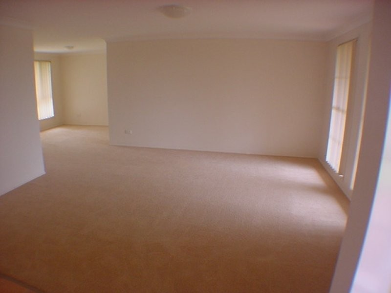 9 Asteria Street, Worrigee NSW 2540