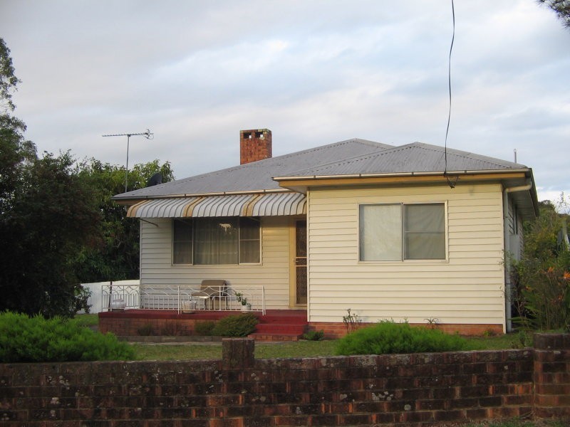 62 Meroo Road, Bomaderry NSW 2541