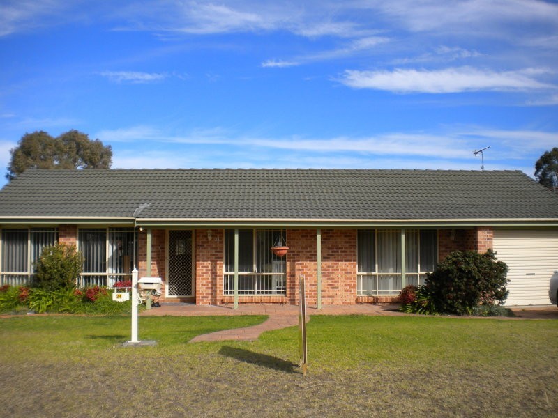 24 Isa Road, Worrigee NSW 2540