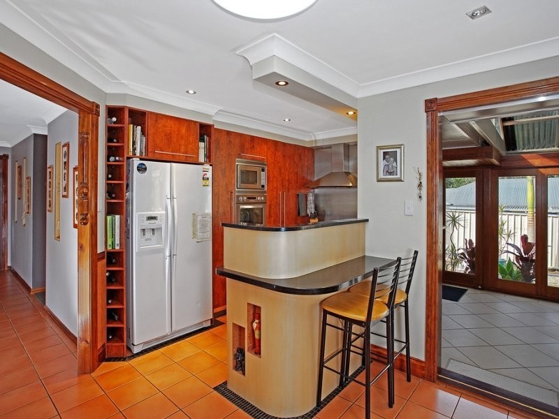 16 Olympic Drive, West Nowra NSW 2541