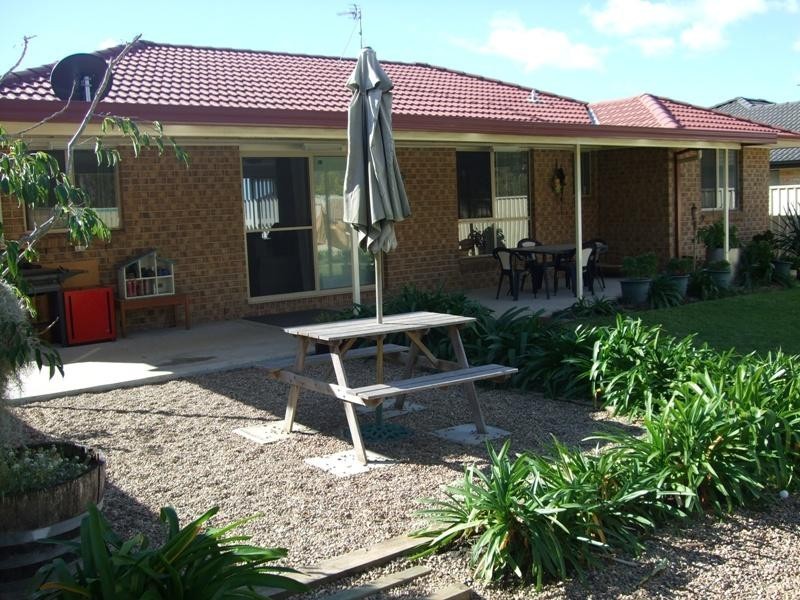 9 Jewel Street, Worrigee NSW 2540