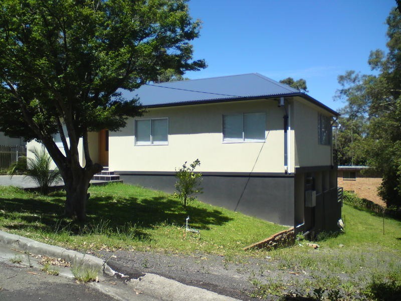 30 Brinawarr Street, Bomaderry NSW 2541