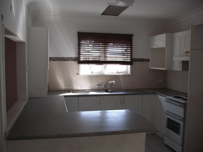 102 Albert Street, Nowra NSW 2541