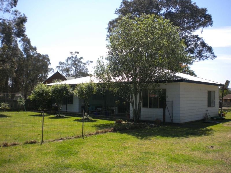 89a Albatross Road, Nowra NSW 2541