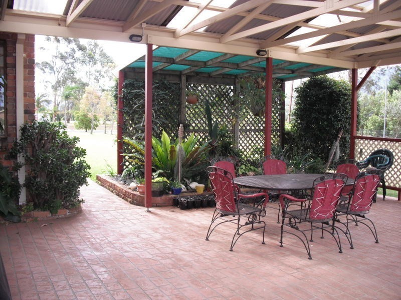 20 Elvin Drive, Bomaderry NSW 2541
