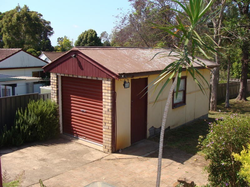 54 Birriley Street, Bomaderry NSW 2541
