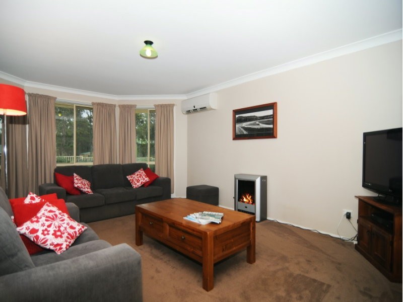 63 Timber Ridge Drive, Nowra Hill NSW 2540