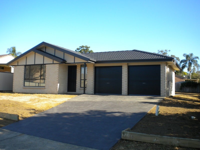63 Meroo Road, Bomaderry NSW 2541
