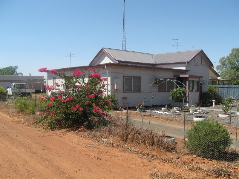 13 Mackrell Street, Ungarie NSW 2669