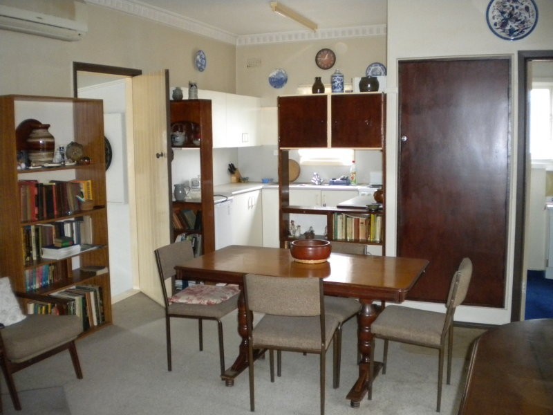 8 Hollands Road, Nowra NSW 2541