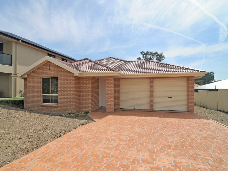 16 Royal Street, Worrigee NSW 2540