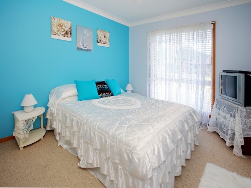 2 Farrelly Place, Bomaderry NSW 2541