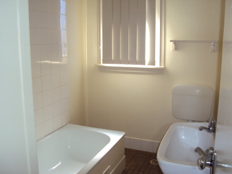 31 McKay Street, Nowra NSW 2541