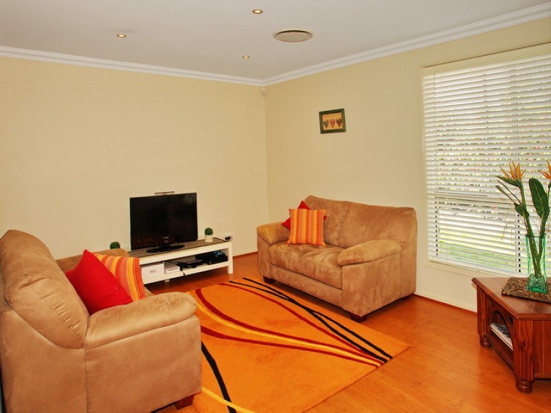 2 Burradoo Crescent, Worrigee NSW 2540