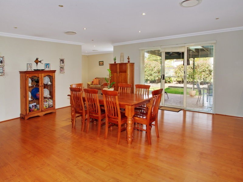 2 Burradoo Crescent, Worrigee NSW 2540