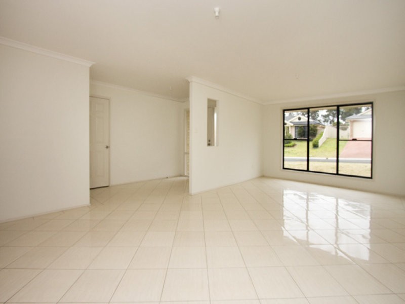 12 Warrigal Street, Worrigee NSW 2540